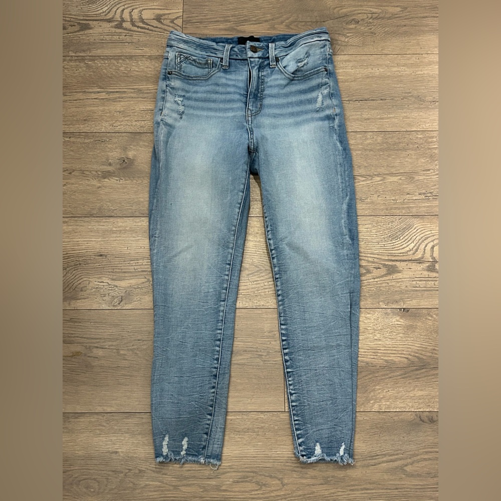 Buckle Light Blue Distressed Ankle Jeans